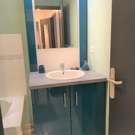 Appartement Poterne V1 *